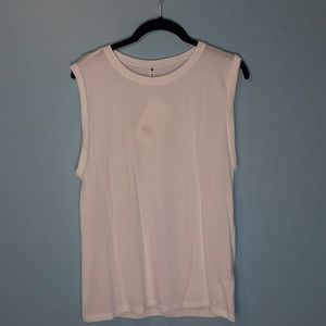 Ladies Fabletics McKinney Tee White Size Small 6 NWT